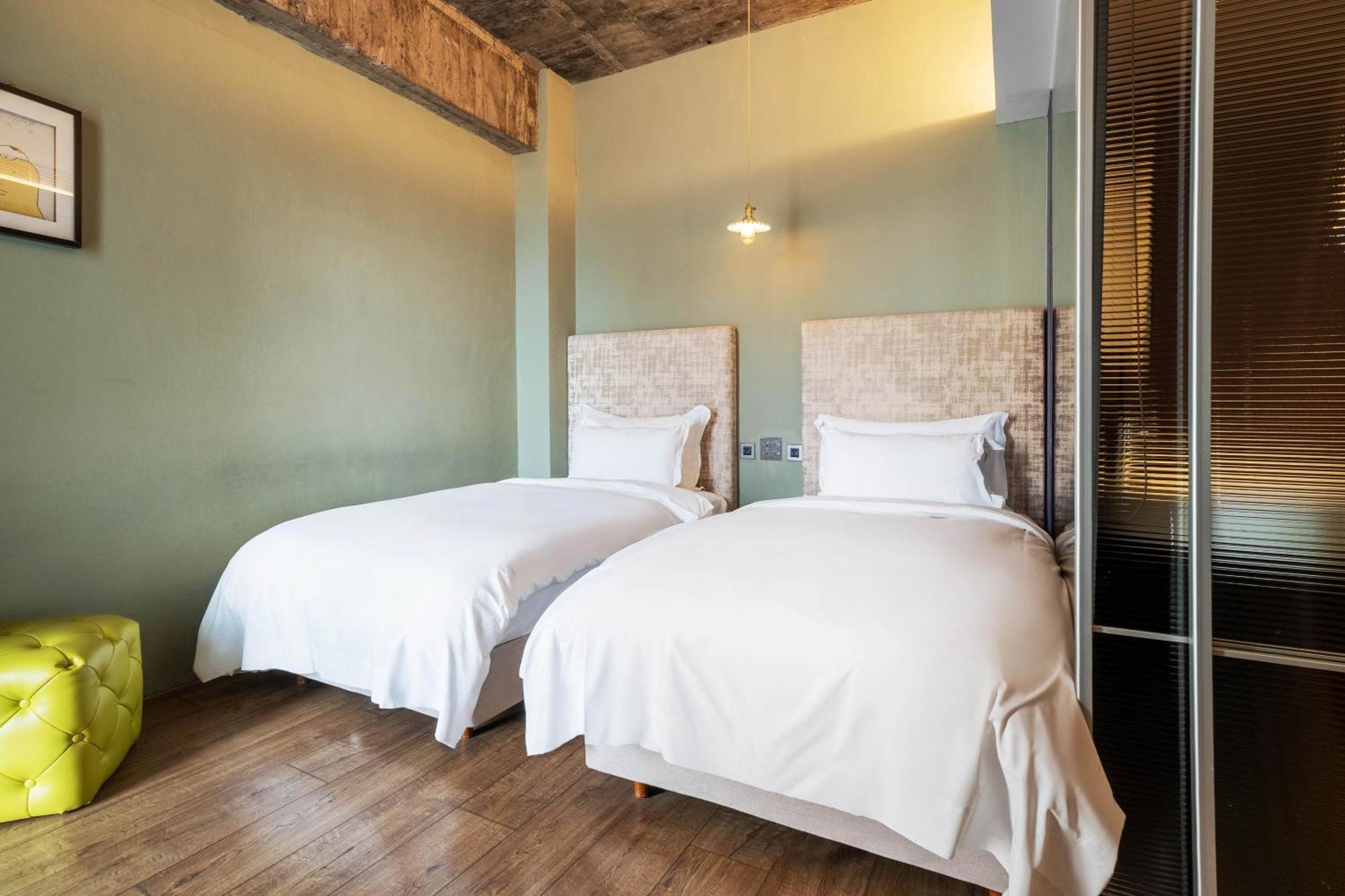 Check Inn Hive Luodong Exterior photo