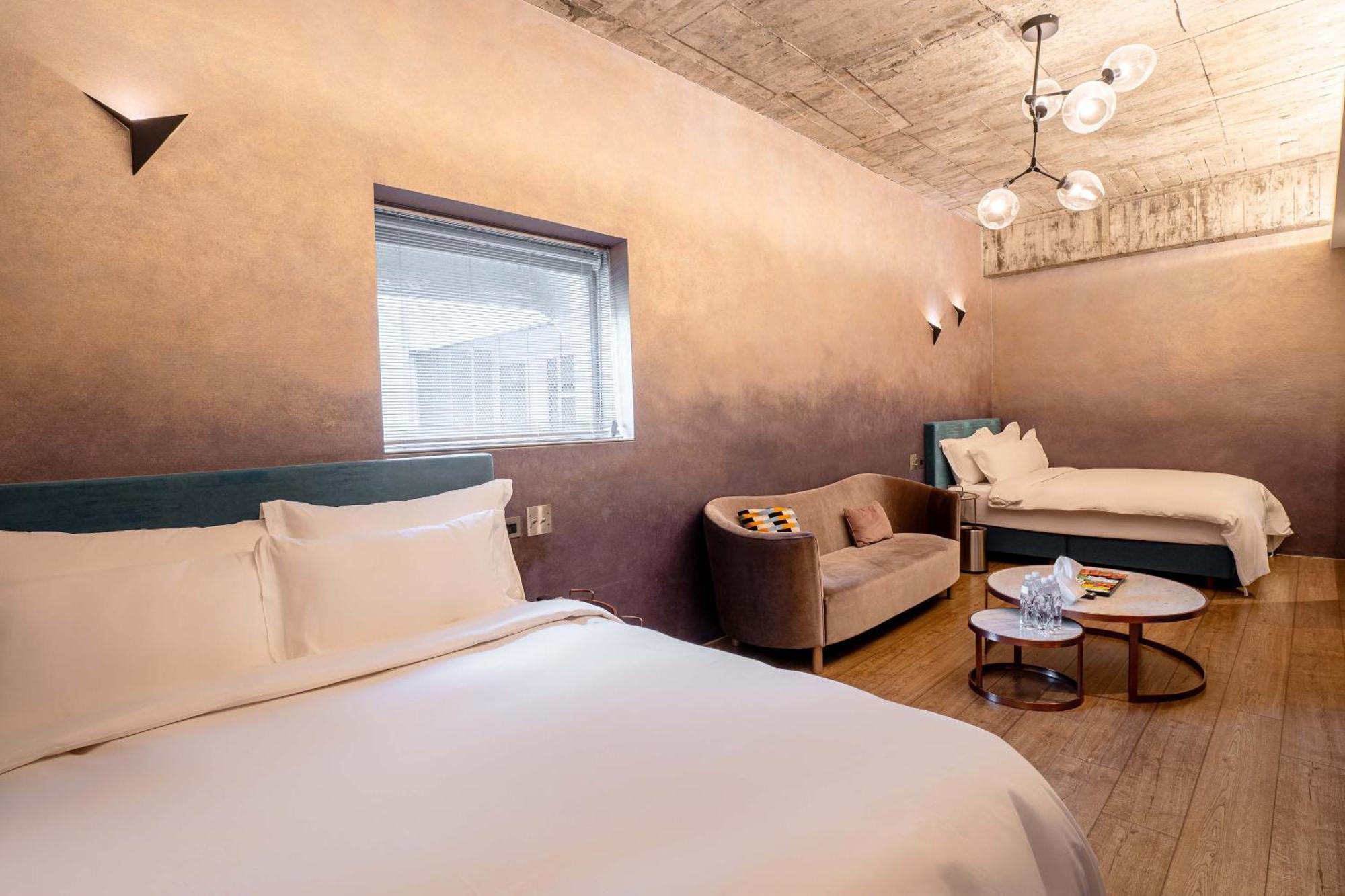 Check Inn Hive Luodong Exterior photo
